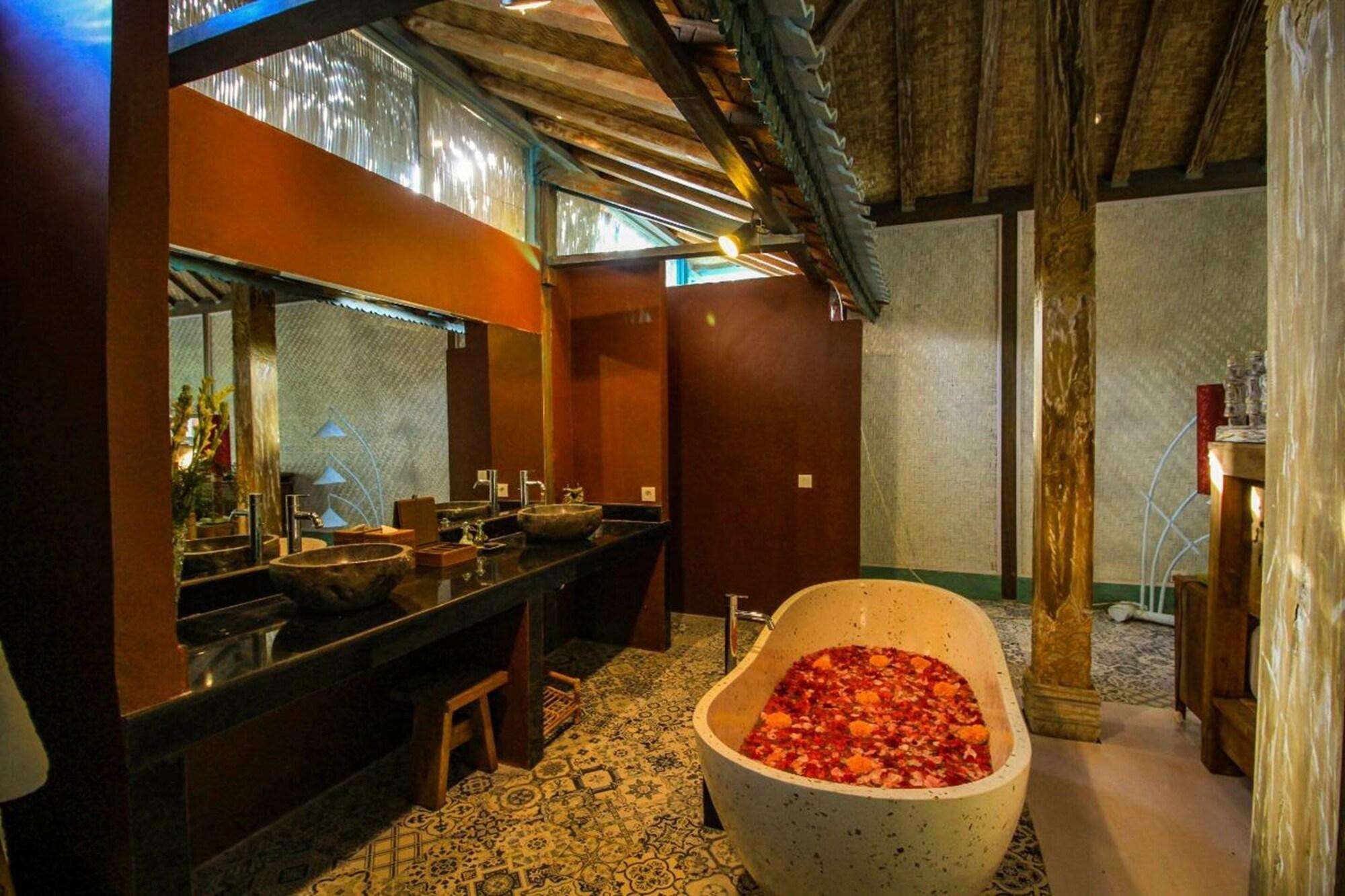 Kupu Kupu Jimbaran Beach Club & Spa By Loccitane Exterior foto